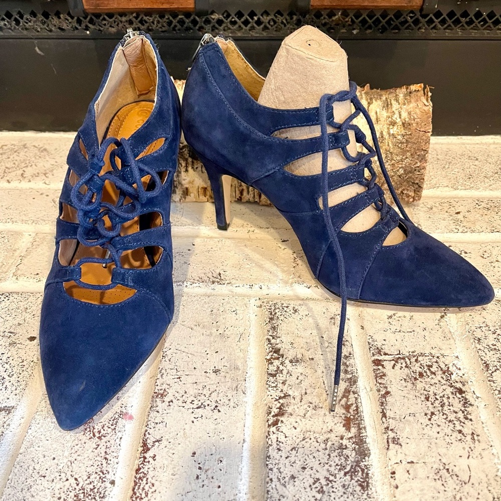 Corso Como Navy Lace-Up Heels - Picture 3 of 6